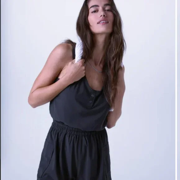 Vuori Villa Utility Romper size S - Picture 3 of 6